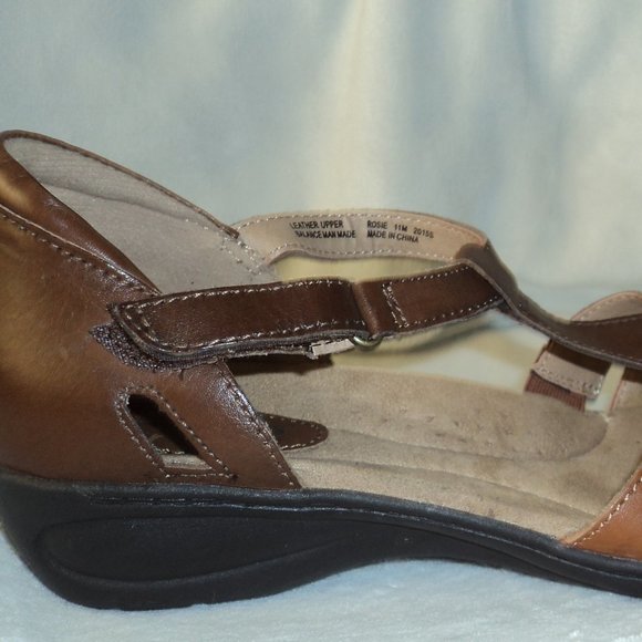 NWOT Earth Origins Women's 11 M Rosie Sandals Shoes Brown Leather Peep Toe - Picture 13 of 13